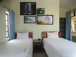 Yellow House Homestay