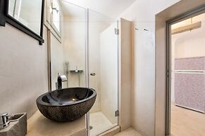 Kampanario Luxury Villa