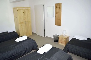 Zwei Raben Pension