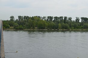 Zwei Raben Pension
