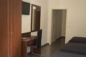 Zwei Raben Pension