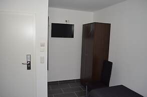 Zwei Raben Pension