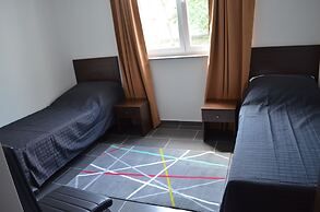 Zwei Raben Pension