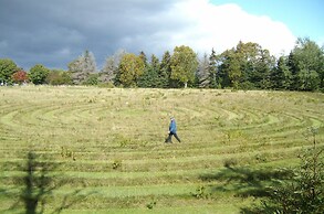 Singing Sands Inn Motel