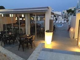 Casa Bianca - Adults Only by Checkin