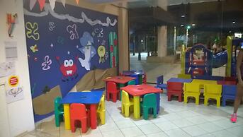 JURERÊ BEACH VILLAGE STUDIOS TEMPORADA