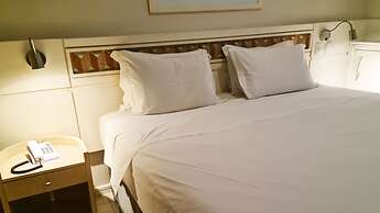 JURERÊ BEACH VILLAGE STUDIOS TEMPORADA