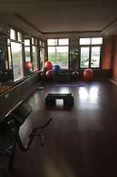 Raybow International Hotel