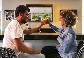 CLH Suites Bonito Centro