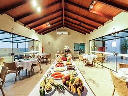 CLH Suites Bonito Centro