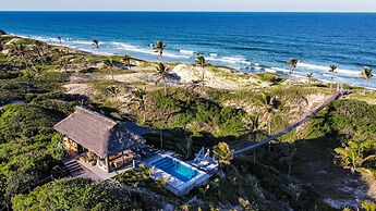Travessia Beach Lodge