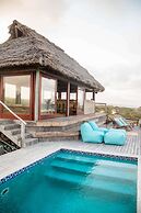 Travessia Beach Lodge