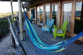 Travessia Beach Lodge