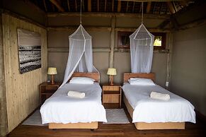 Travessia Beach Lodge