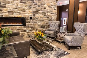 Cobblestone Hotel & Suites – Chippewa Falls