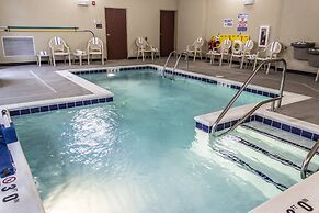 Cobblestone Hotel & Suites – Chippewa Falls