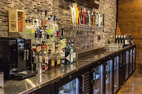 Cobblestone Hotel & Suites – Chippewa Falls