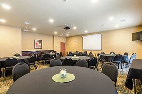 Cobblestone Hotel & Suites - McCook