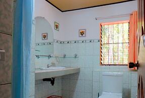 Alonaland Resort Apartelle