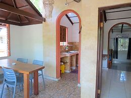 Alonaland Resort Apartelle