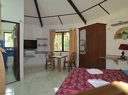 Alonaland Resort Apartelle