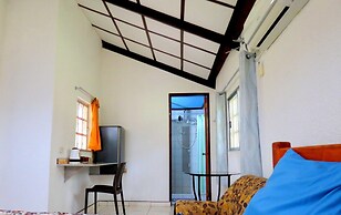 Alonaland Resort Apartelle