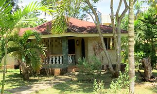 Alonaland Resort Apartelle