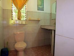 Alonaland Resort Apartelle