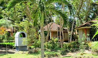 Alonaland Resort Apartelle