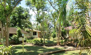 Alonaland Resort Apartelle