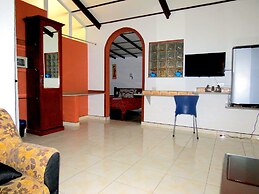 Alonaland Resort Apartelle