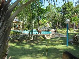 Alonaland Resort Apartelle