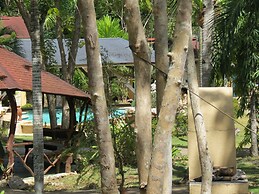 Alonaland Resort Apartelle