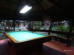 Alonaland Resort Apartelle