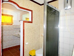 Alonaland Resort Apartelle