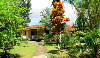 Alonaland Resort Apartelle