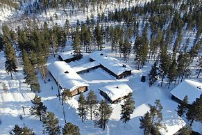 Kuukkeli Log Houses Porakka Inn