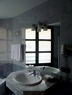 Hotel Gijon