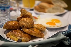 Hotel Semiramis City center