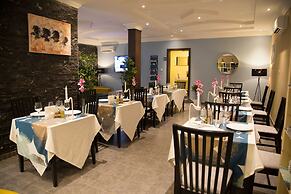 Hotel Semiramis City center