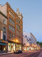 Les Lofts du Trésor - By Les Lofts Vieux-Quebec