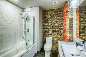 Les Lofts du Trésor - By Les Lofts Vieux-Quebec