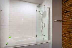 Les Lofts du Trésor - By Les Lofts Vieux-Quebec