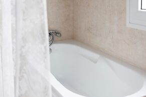 BYPILLOW Villa Lorena