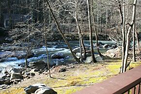 The Esmeralda Inn at Lake Lure