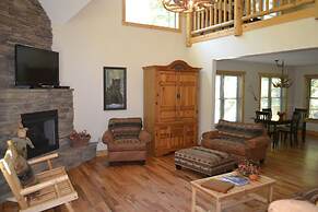 The Esmeralda Inn at Lake Lure