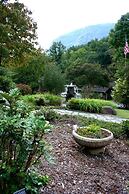 The Esmeralda Inn at Lake Lure