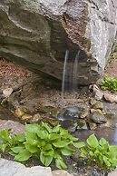 The Esmeralda Inn at Lake Lure