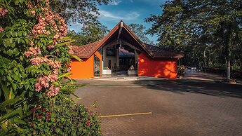 Papagayo Golden Palms Beachfront Hotel