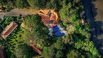 Papagayo Golden Palms Beachfront Hotel